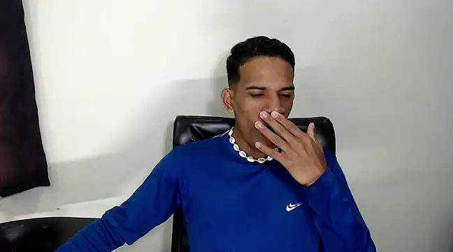 AbrahanBratz online show from December 26, 11:32 am