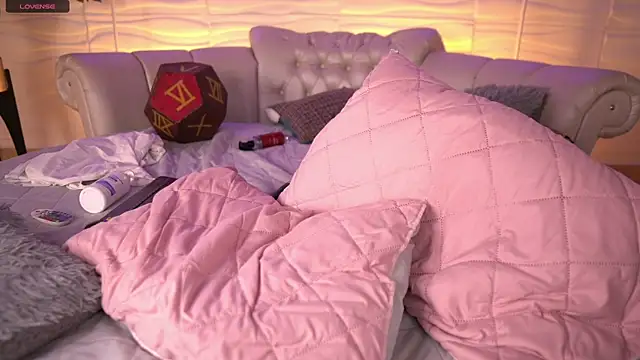 Dear Morgan online show from December 4, 1:58 am