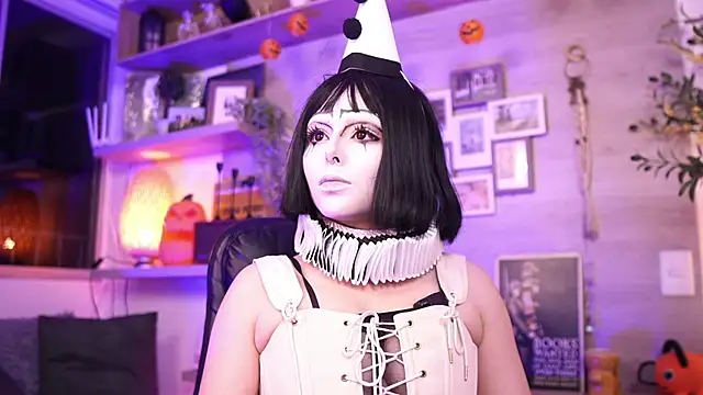 Dear Morgan online show from November 3, 11:04 pm