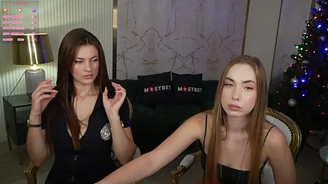 Julia  Star  online show from December 5, 11:27 am