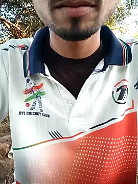 Snapshot of Piyush_2024 chatting on January 25, 11:23 am Piyush 2024 online show from January 25, 11:23 am