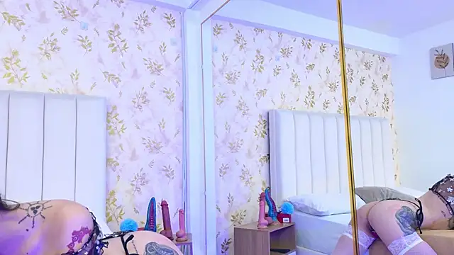 Derieri D online show from September 10, 12:49 pm