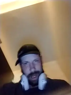 axelongshaft69 online show from April 16, 8:53 pm