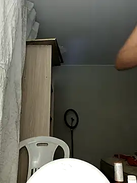 Snapshot of AleFantasy0001 chatting on January 6, 10:26 pm AleFantasy0001 online show from January 6, 10:26 pm