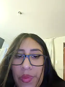 Snapshot of AleFantasy0001 chatting on February 26, 2:26 am AleFantasy0001 online show from February 26, 2:26 am