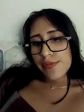 Snapshot of AleFantasy0001 chatting on March 10, 10:45 pm AleFantasy0001 online show from March 10, 10:45 pm