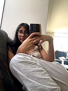 Snapshot of AleFantasy0001 chatting on September 19, 8:53 pm AleFantasy0001 online show from September 19, 8:53 pm