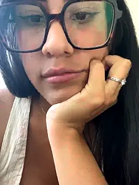 Snapshot of AleFantasy0001 chatting on September 21, 9:38 pm AleFantasy0001 online show from September 21, 9:38 pm