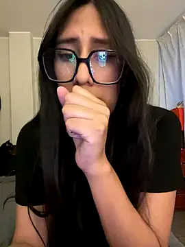 Snapshot of AleFantasy0001 chatting on October 11, 4:12 am AleFantasy0001 online show from October 11, 4:12 am