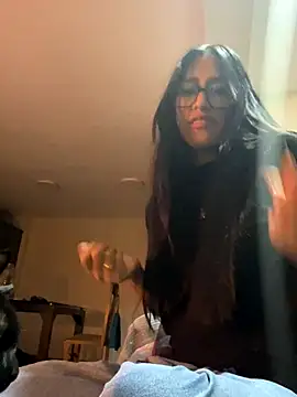 Snapshot of AleFantasy0001 chatting on November 27, 4:36 am AleFantasy0001 online show from November 27, 4:36 am