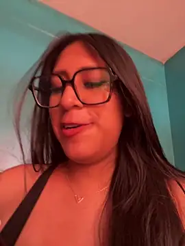 AleFantasy0001 online show from February 3, 5:18 pm