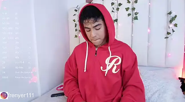 Snapshot of kiing_azahell chatting on January 7, 3:57 am kiing azahell online show from January 7, 3:57 am