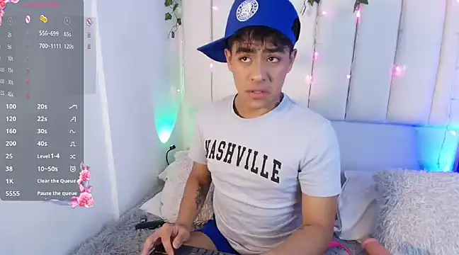 Snapshot of kiing_azahell chatting on January 12, 1:42 am kiing azahell online show from January 12, 1:42 am