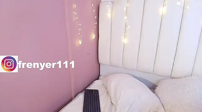 Snapshot of kiing_azahell chatting on February 21, 7:45 am kiing azahell online show from February 21, 7:45 am