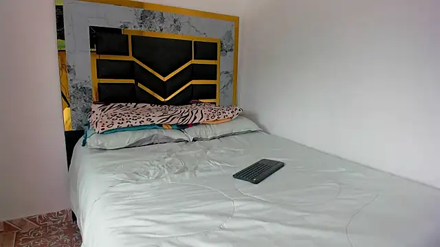 MattDevon online show from October 14, 5:36 pm