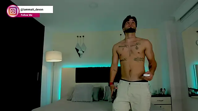 MattDevon online show from November 26, 3:40 am