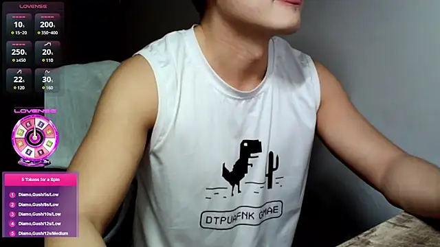 Snapshot of 0066top chatting on February 5, 3:42 pm 0066top online show from February 5, 3:42 pm