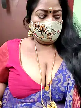 Snapshot of maniisha chatting on December 12, 8:21 pm maniisha online show from December 12, 8:21 pm