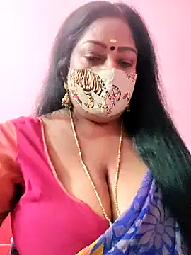 Snapshot of maniisha chatting on January 6, 7:56 pm maniisha online show from January 6, 7:56 pm