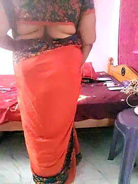 Snapshot of maniisha chatting on February 27, 2:32 am maniisha online show from February 27, 2:32 am