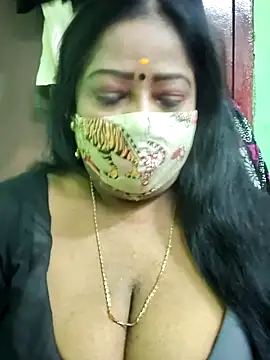 Snapshot of maniisha chatting on September 18, 8:11 pm maniisha online show from September 18, 8:11 pm