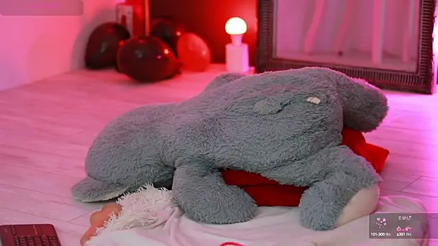 MissLilaa online show from March 9, 9:25 pm