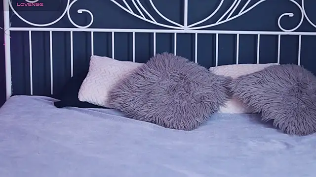 MissLilaa online show from January 13, 9:14 am