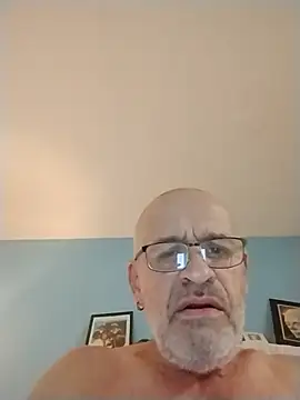 Snapshot of geilerschwanz64 chatting on November 7, 7:41 am geilerschwanz64 online show from November 7, 7:41 am