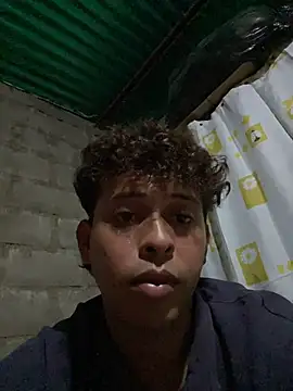 luisfer 306 online show from November 7, 9:15 pm