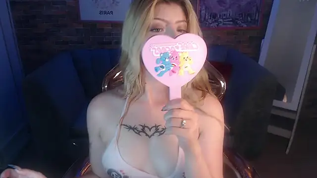 Kitty fox b online show from January 24, 6:46 pm