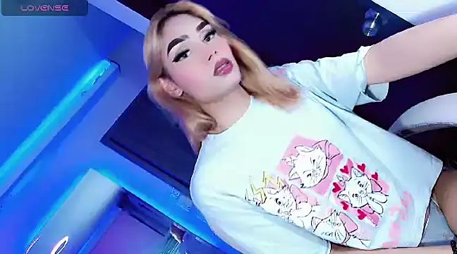 Hallyhott online show from December 18, 5:59 am