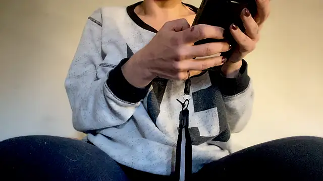 filipasantosx online show from February 25, 5:47 pm