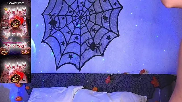 Snapshot of Erotic_Ann chatting on October 17, 2:26 am Erotic Ann online show from October 17, 2:26 am