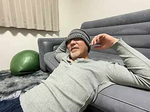 Grandpa29hijii online show from March 18, 12:58 pm