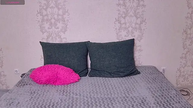 Moonlight Jasmine online show from April 8, 1:05 am