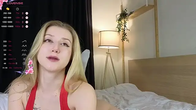 Snapshot of ArianaMur chatting on February 22, 2:17 am ArianaMur online show from February 22, 2:17 am