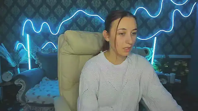 Roxy Rayy online show from October 19, 1:34 pm