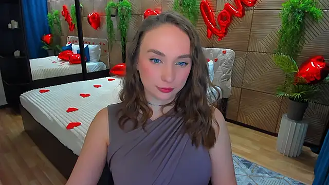 Snapshot of TrueReincarnation chatting on February 16, 7:10 pm TrueReincarnation online show from February 16, 7:10 pm