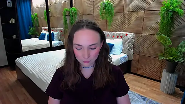 Snapshot of TrueReincarnation chatting on February 19, 4:03 pm TrueReincarnation online show from February 19, 4:03 pm