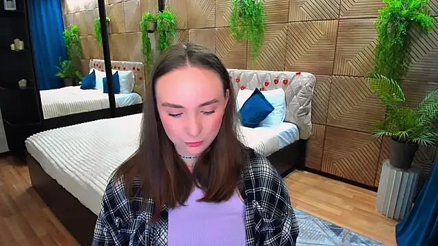 Snapshot of TrueReincarnation chatting on February 23, 4:04 pm TrueReincarnation online show from February 23, 4:04 pm