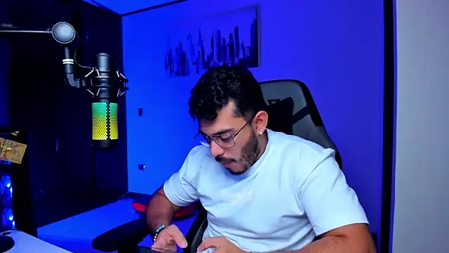 BrunoD31 online show from October 14, 3:29 am