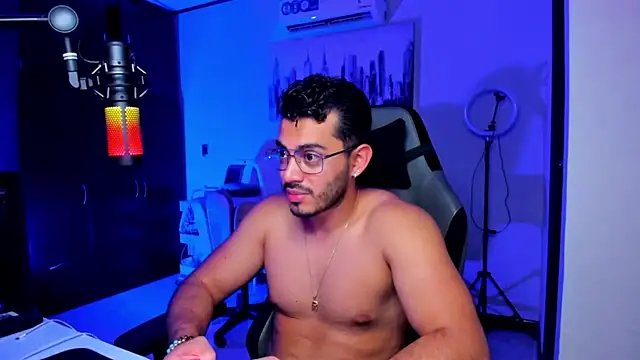 BrunoD31 online show from October 22, 5:19 am