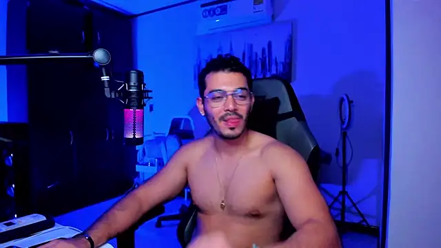 BrunoD31 online show from November 13, 3:16 am