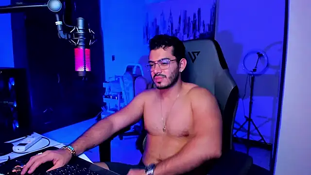 BrunoD31 online show from November 22, 4:33 am