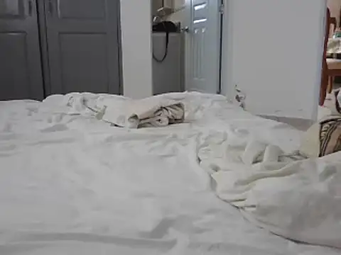 Snapshot of adele-33 chatting on March 14, 2:08 pm adele-33 online show from March 14, 2:08 pm