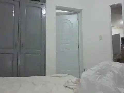 Snapshot of adele-33 chatting on October 10, 10:53 pm adele-33 online show from October 10, 10:53 pm