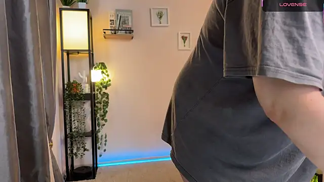 Lella Ryann  online show from November 14, 1:54 pm