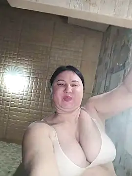 Snapshot of Holly-69 chatting on March 16, 8:21 pm Holly-69 online show from March 16, 8:21 pm