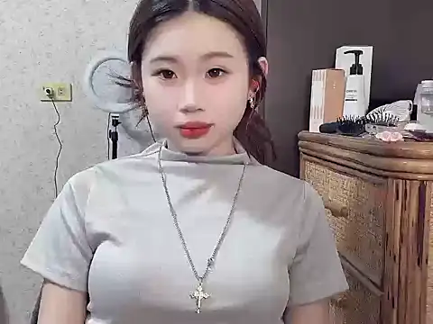 Snapshot of Yu_baby chatting on December 4, 8:01 am Yu baby online show from December 4, 8:01 am