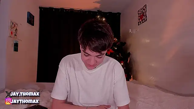 Snapshot of JaycoThomas chatting on December 11, 11:10 pm JaycoThomas online show from December 11, 11:10 pm